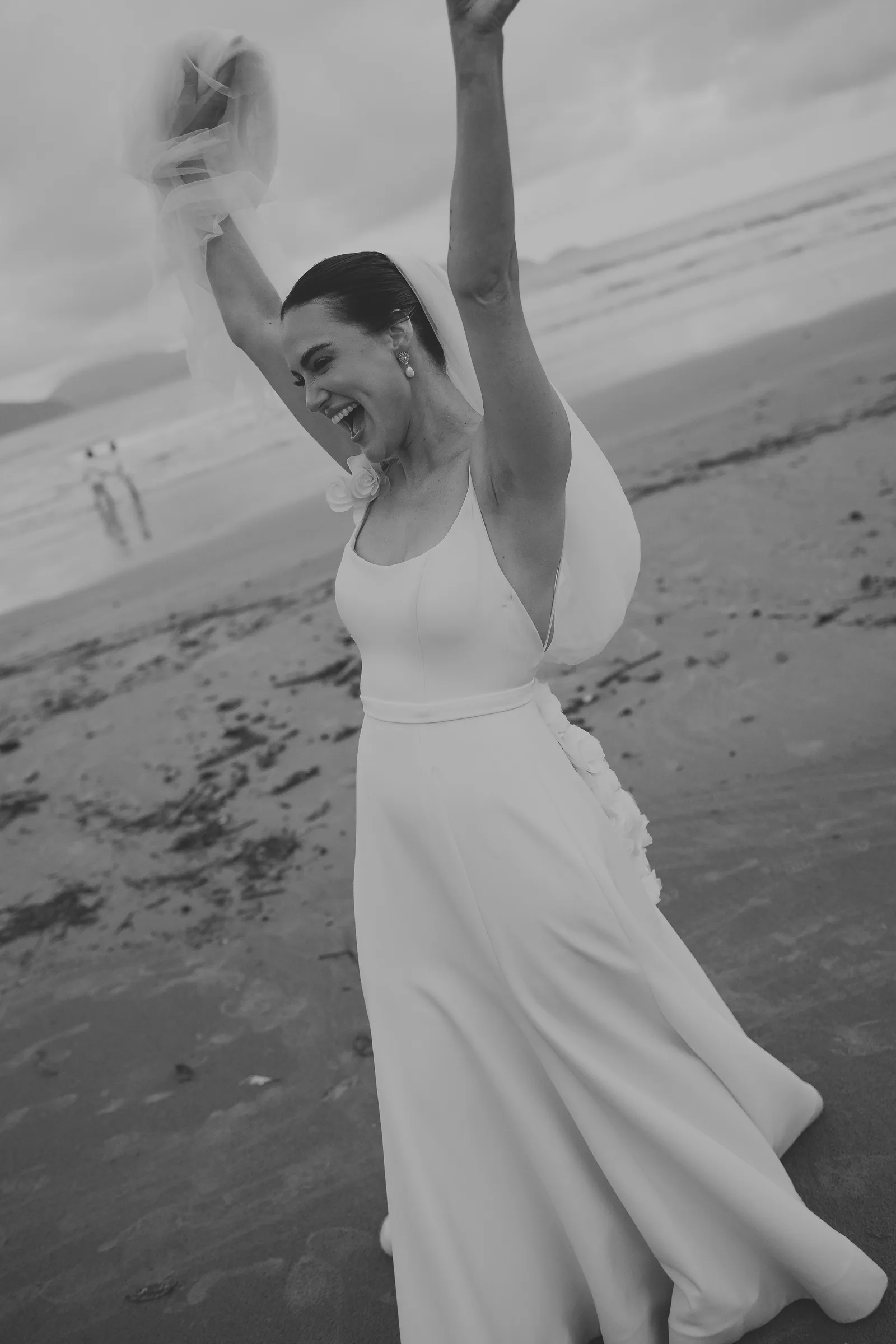 Casamento de Larissa & Ever · Pappilon Beach, Ubatuba — foto 148