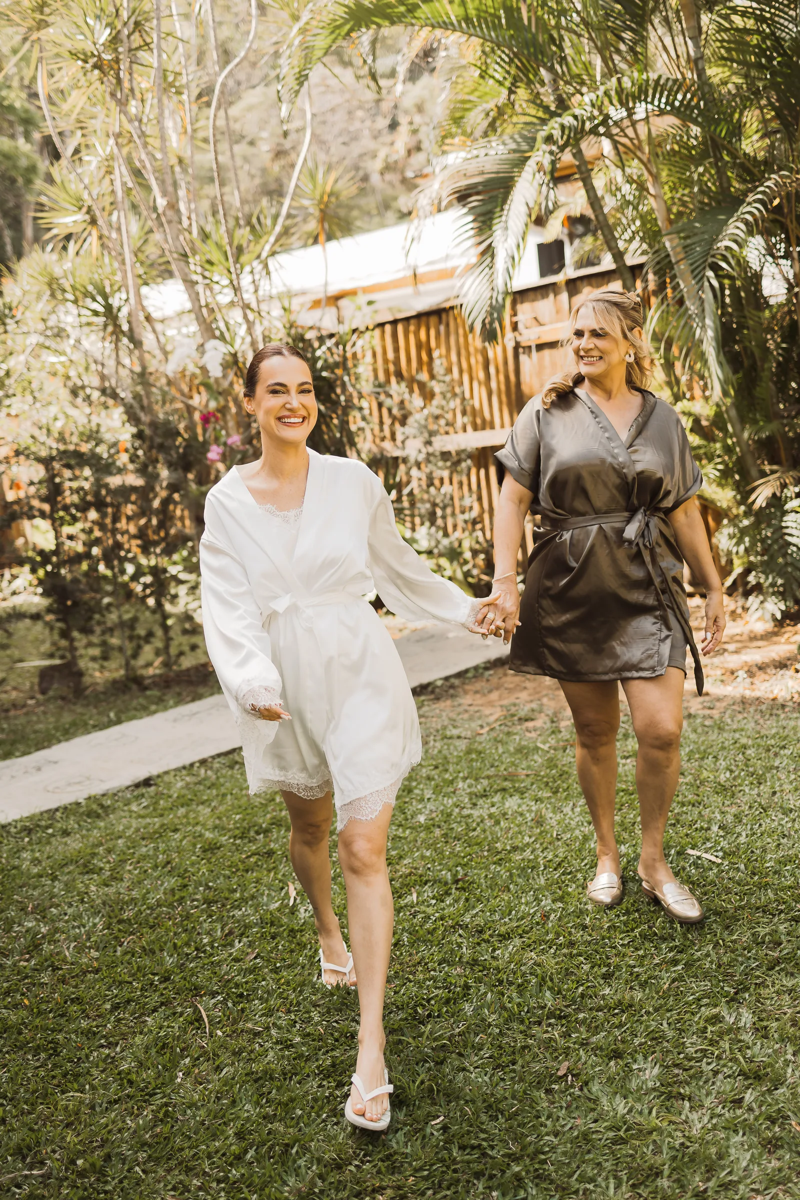 Casamento de Larissa & Ever · Pappilon Beach, Ubatuba — foto 29