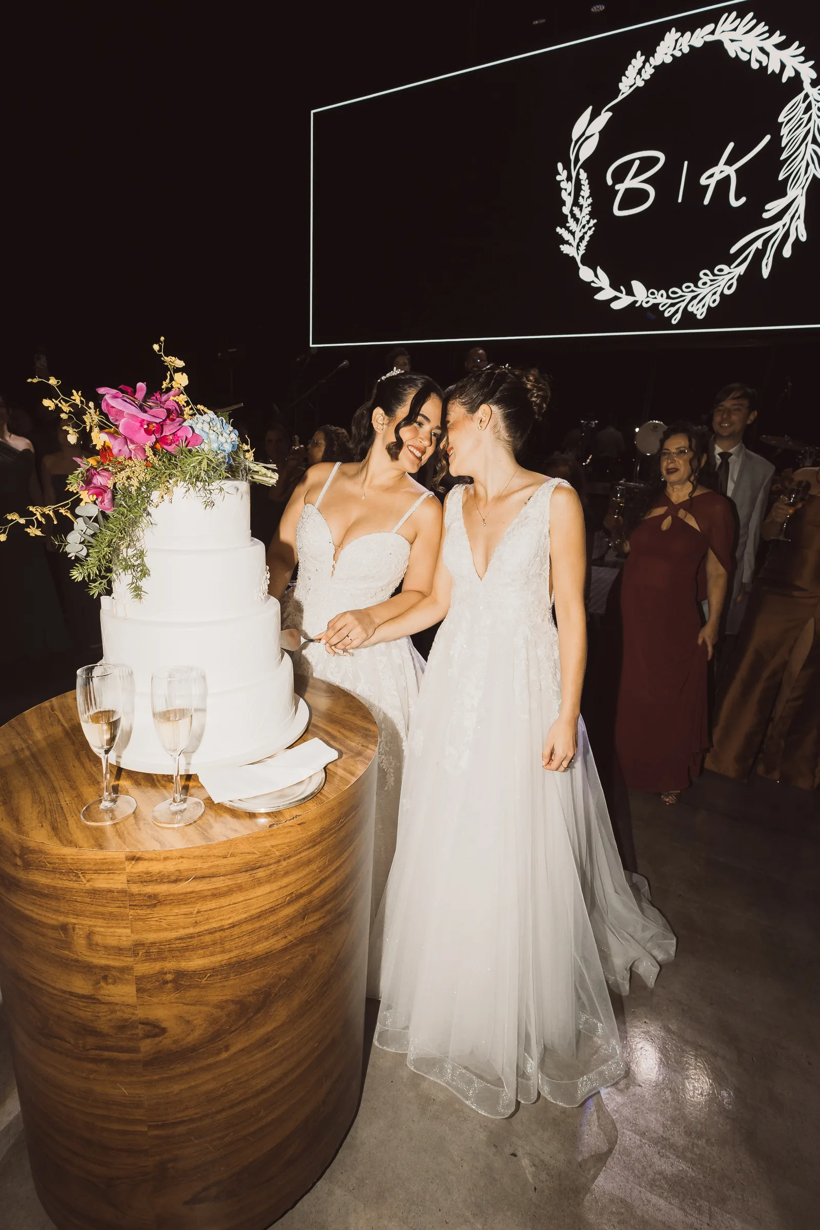 Casamento de Karina e Beatriz · Chez Bisutti Lake Paradise, Mogi das Cruzes — foto 127