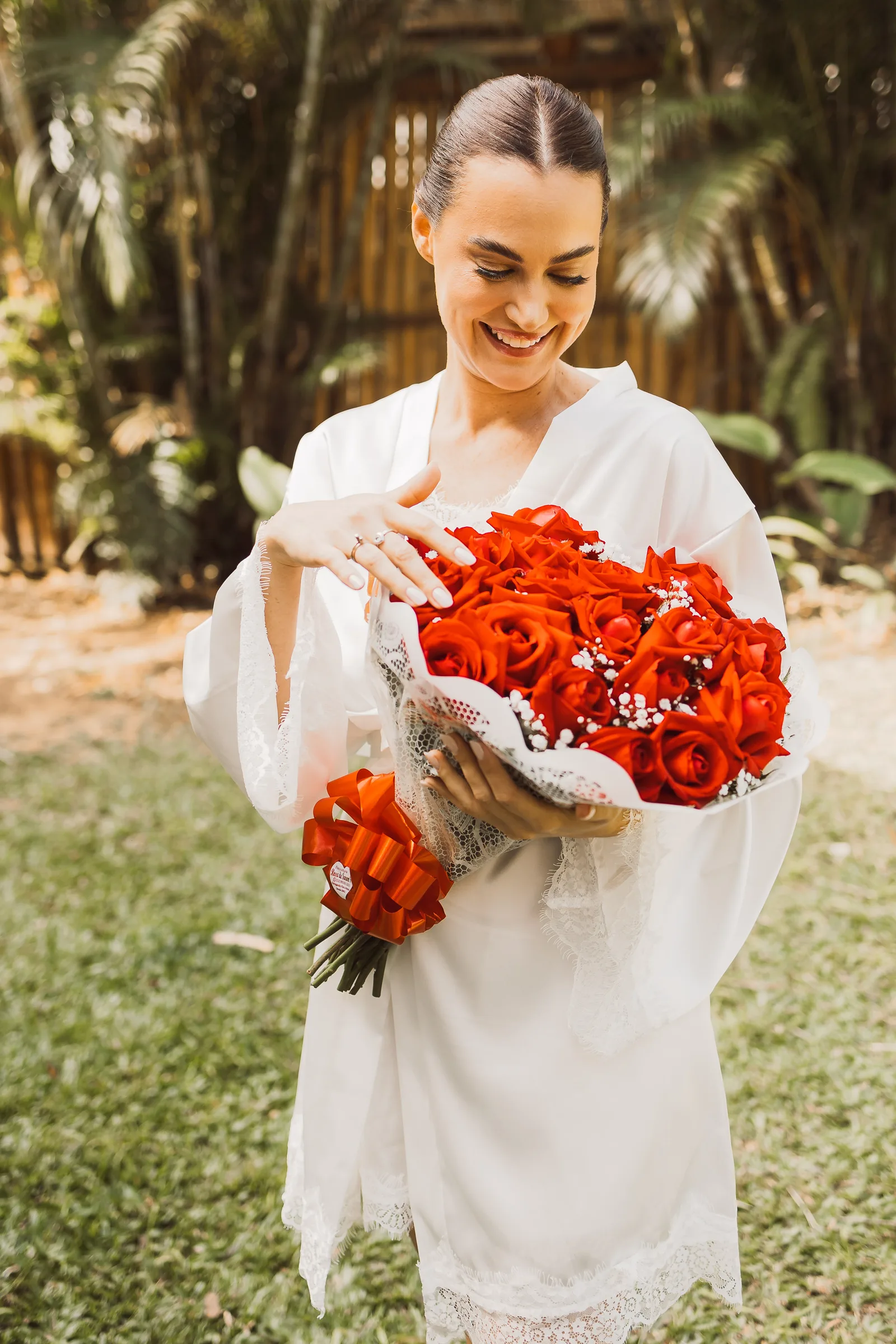 Casamento de Larissa & Ever · Pappilon Beach, Ubatuba — foto 30