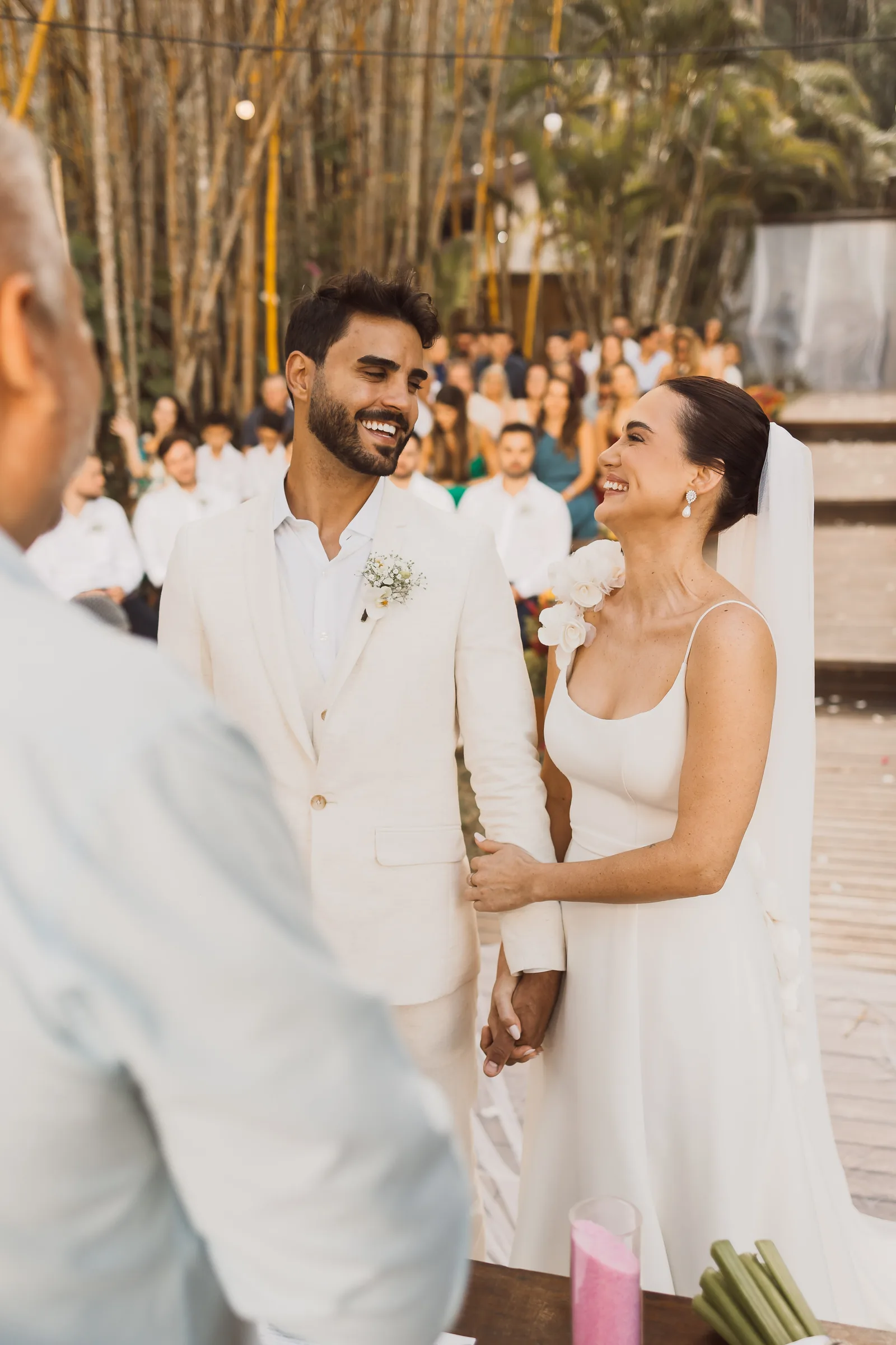 Casamento de Larissa & Ever · Pappilon Beach, Ubatuba — foto 93