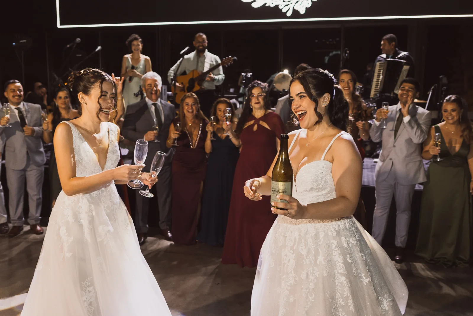 Casamento de Karina e Beatriz · Chez Bisutti Lake Paradise, Mogi das Cruzes — foto 126