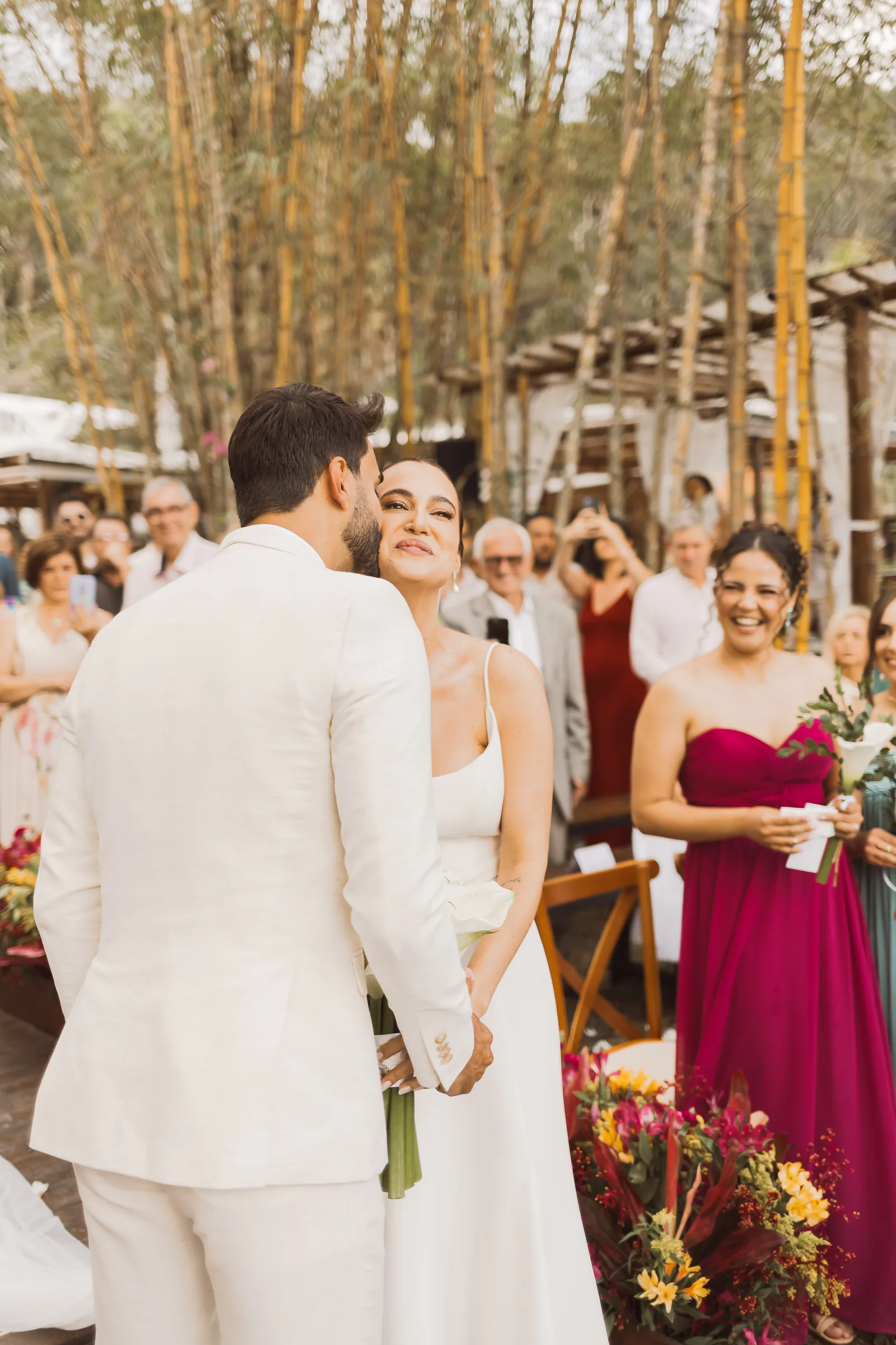 Casamento de Larissa & Ever · Pappilon Beach, Ubatuba — foto 71