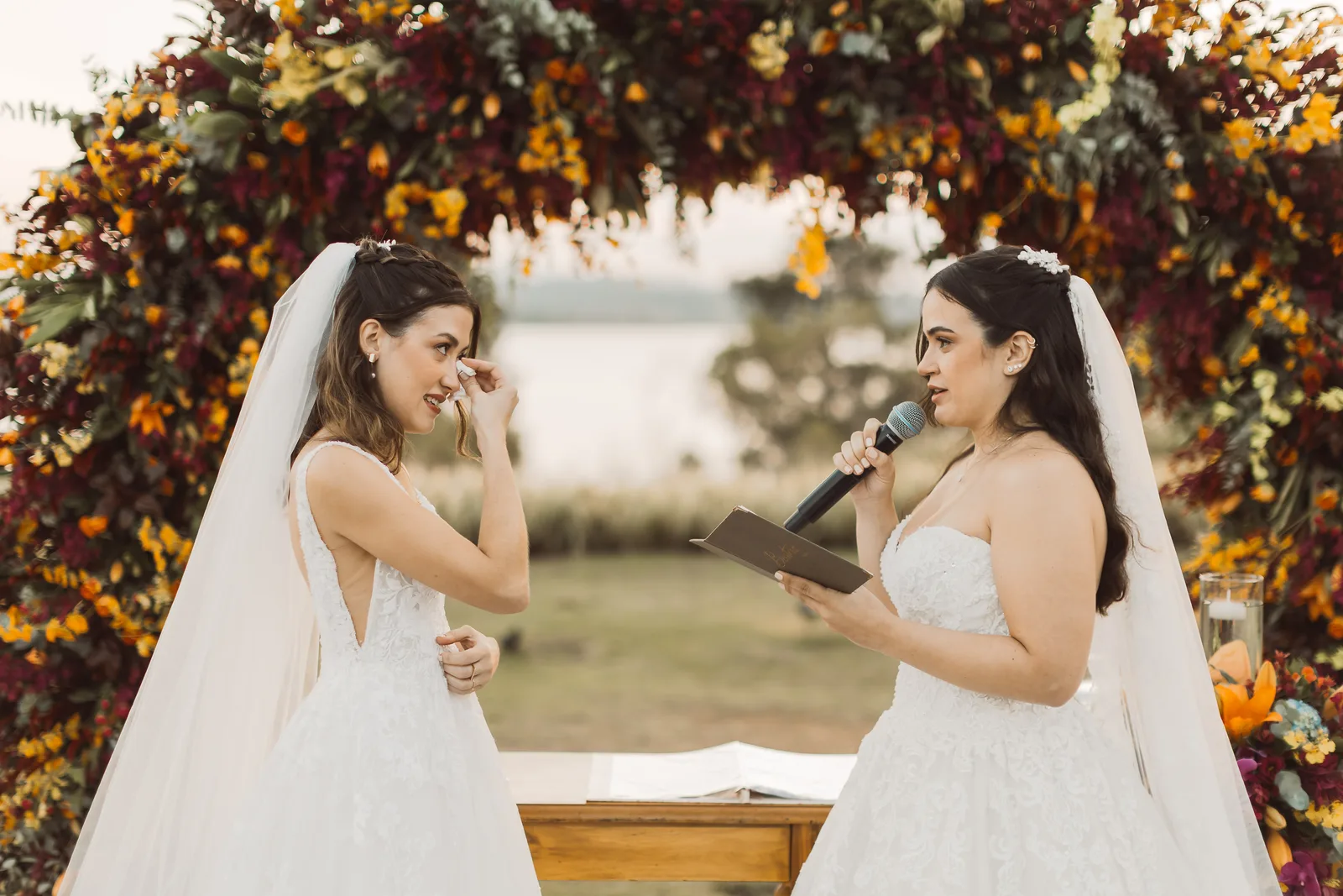 Casamento de Karina e Beatriz · Chez Bisutti Lake Paradise, Mogi das Cruzes — foto 84