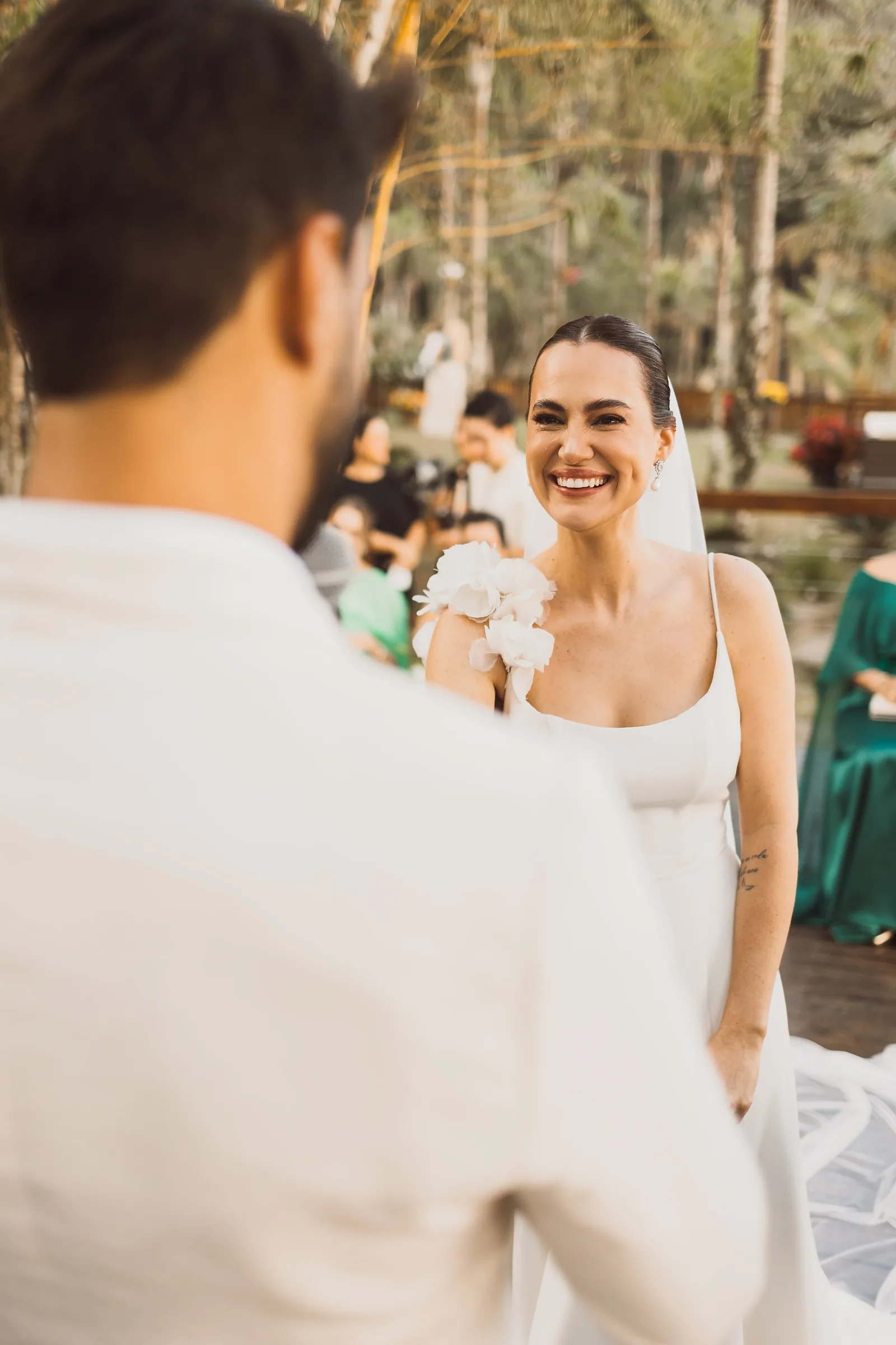Casamento de Larissa & Ever · Pappilon Beach, Ubatuba — foto 97