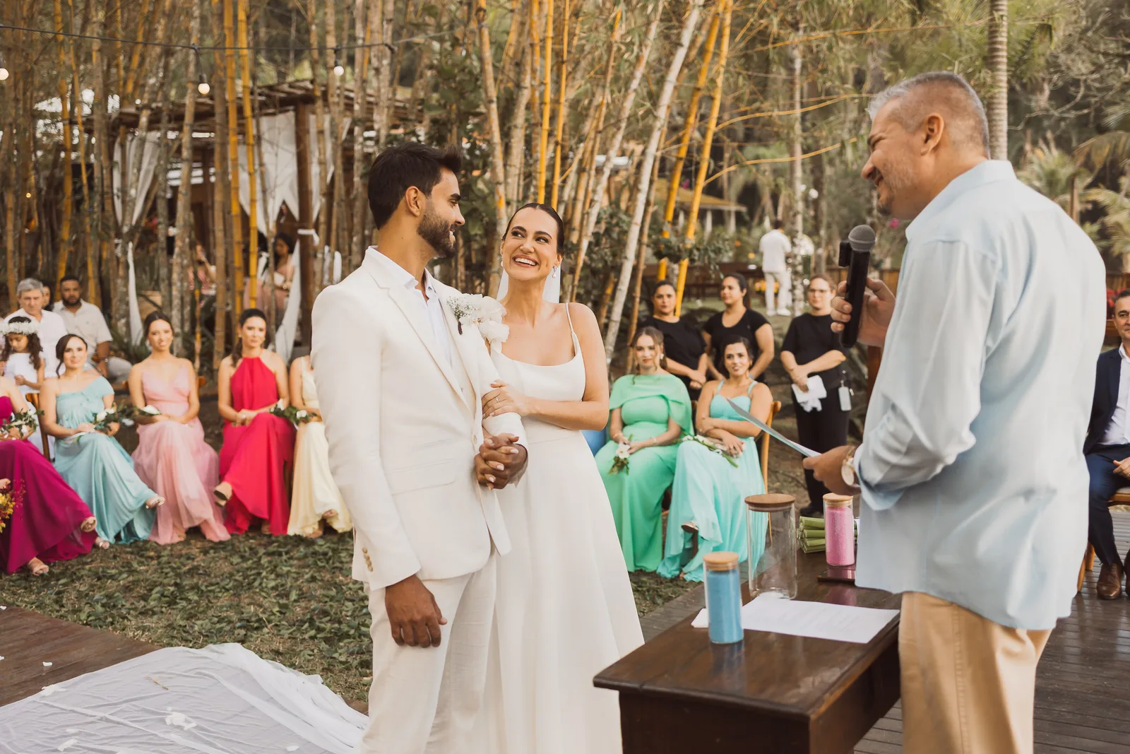 Casamento de Larissa & Ever · Pappilon Beach, Ubatuba — foto 92
