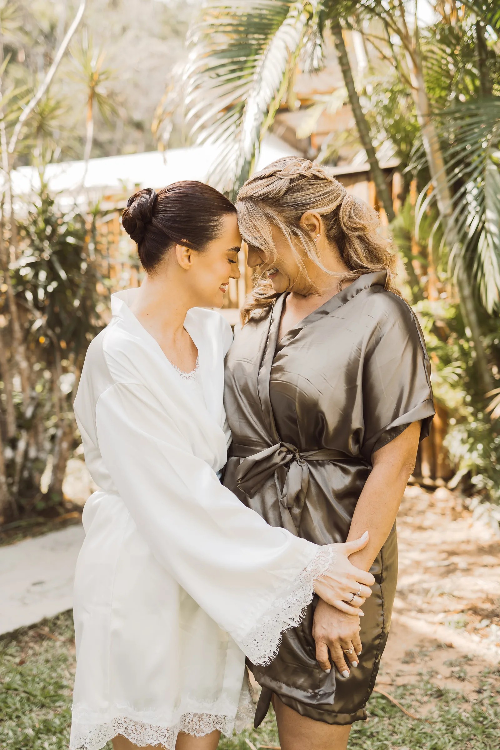 Casamento de Larissa & Ever · Pappilon Beach, Ubatuba — foto 27